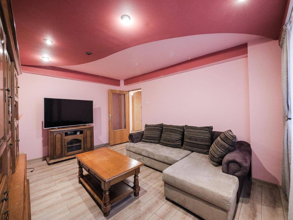 Luxury Ultracentral *