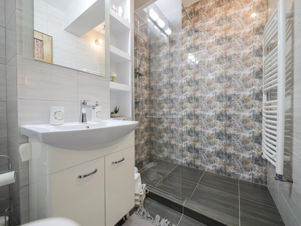 Luxury Ultracentral *