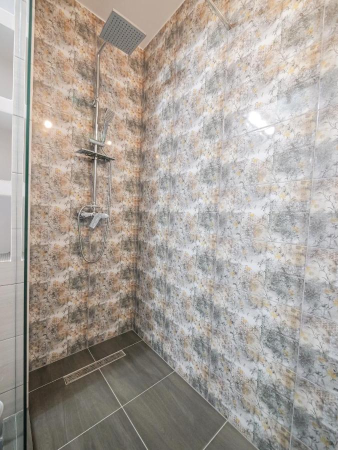 Luxury Ultracentral *