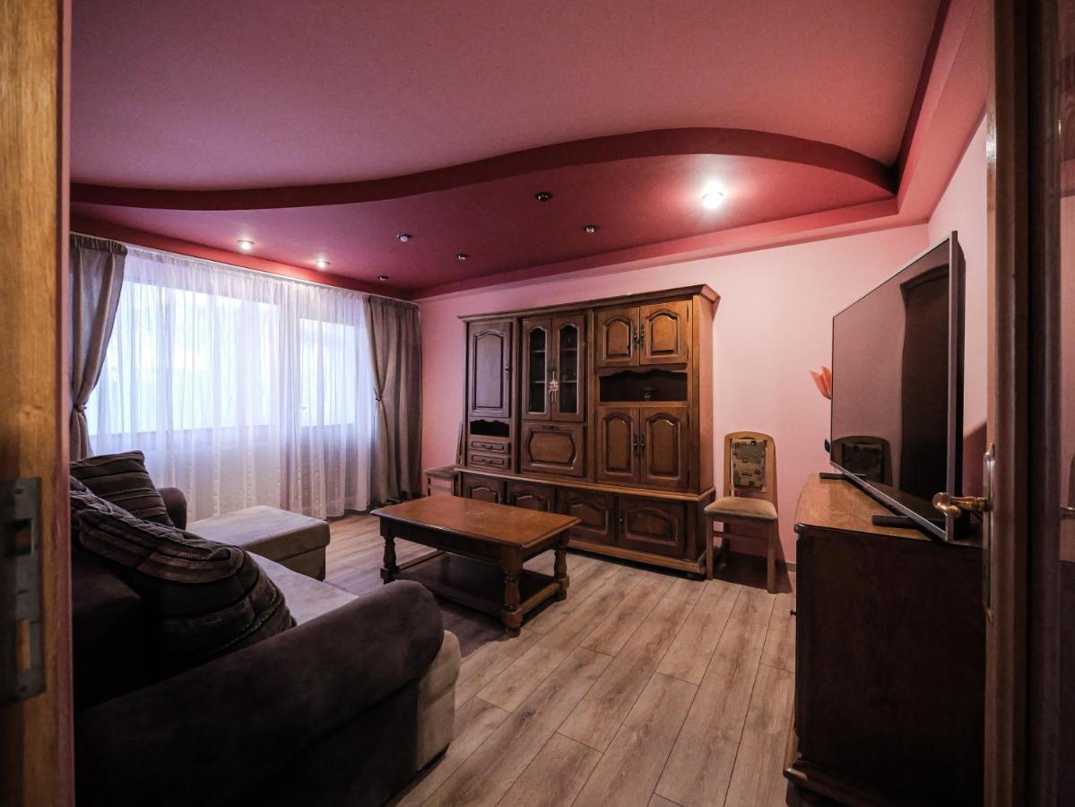 Luxury Ultracentral